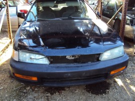 1996 HONDA ACCORD, 2.2L AUTO EX, COLOR BLACK, STK A15193